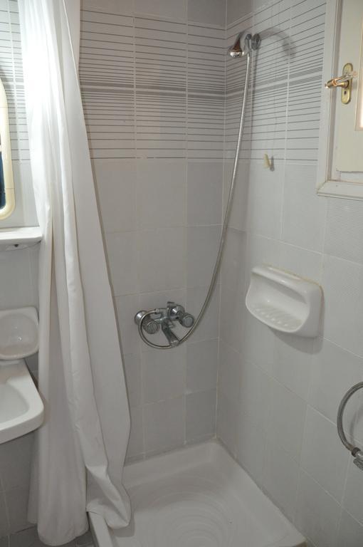 Koskinas Apartments 阿查拉维 客房 照片